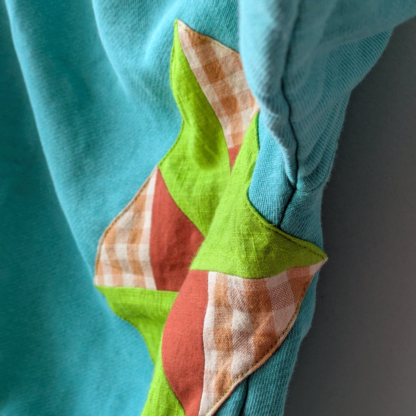 Pinwheel Party Sweatshirt - Kids 4/5