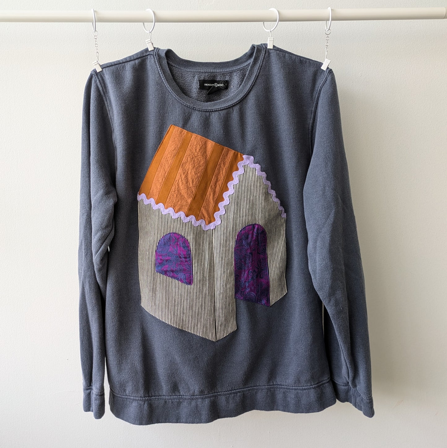 House Portal Sweatshirt - Adult M
