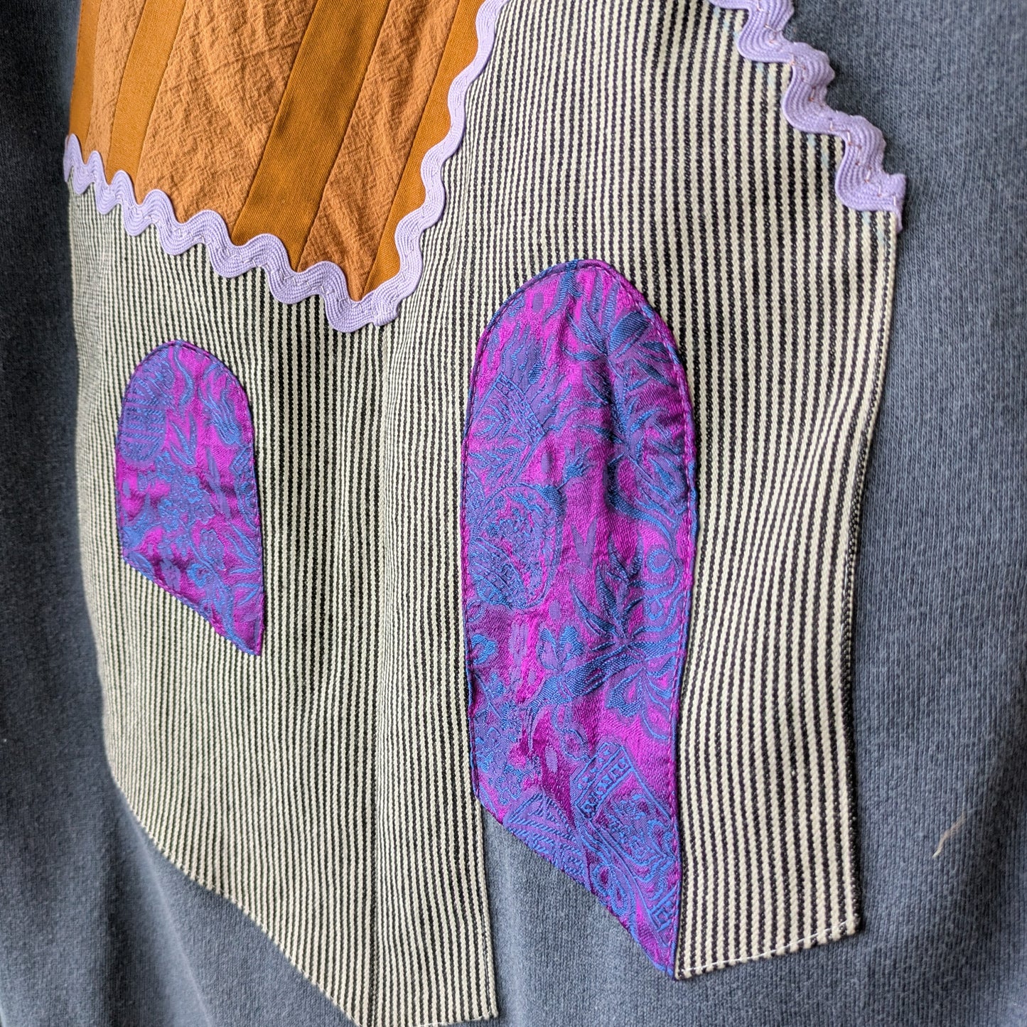 House Portal Sweatshirt - Adult M