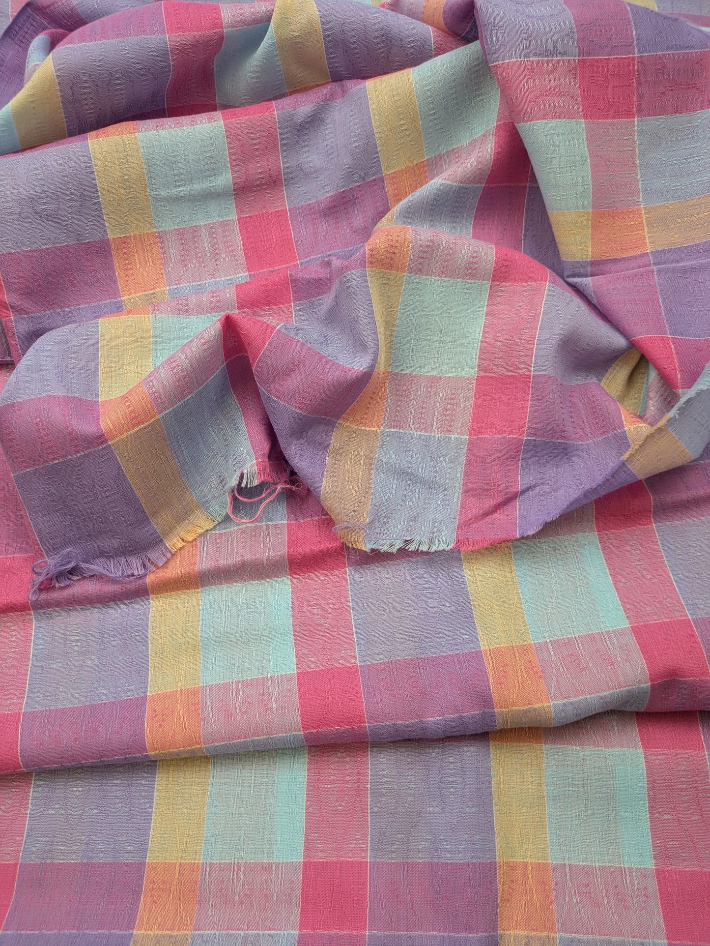 Flowy Pastel Jacquard